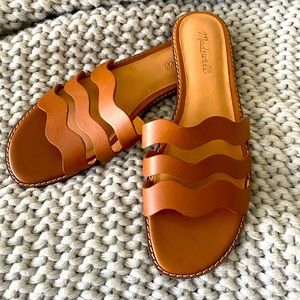 Brand new never worn Madewell wavy sandals